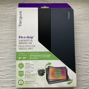 Targus Fit-n-Grip Universal 9-11” 360° Rotating Tablet Case - Black